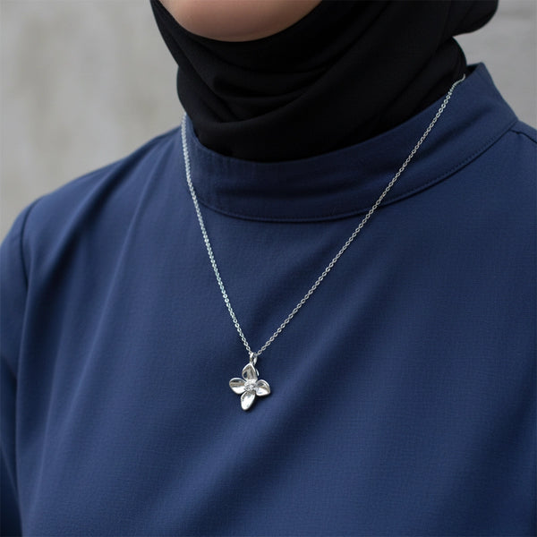 Petal Grace Silver Pendant & Stud Combo