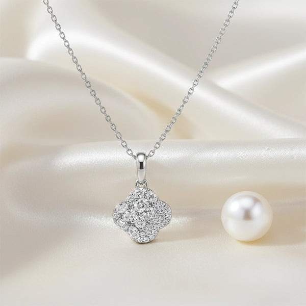 Sparkle Pendant Necklace.